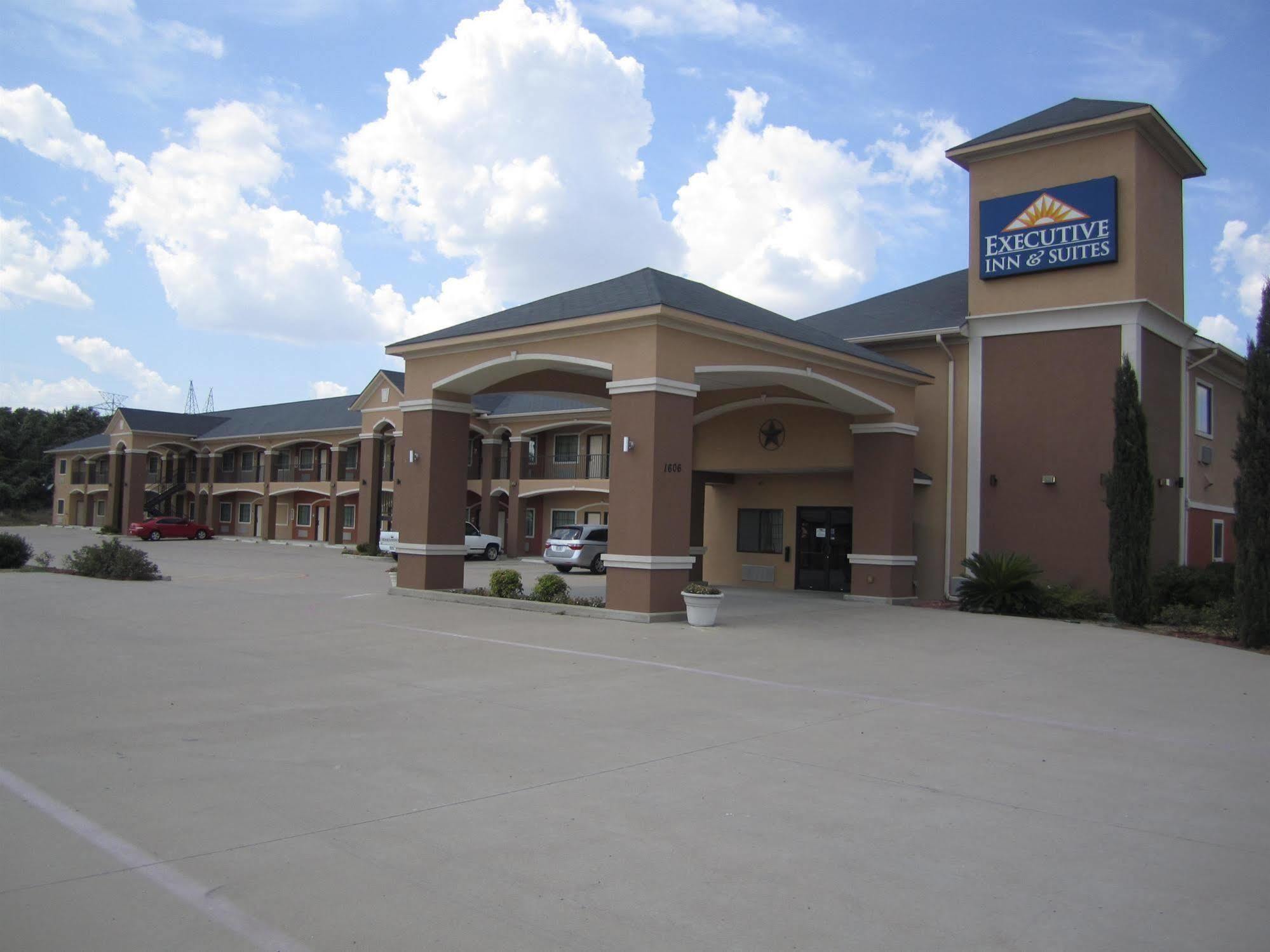Executive Inn & Suites - Jewett Extérieur photo