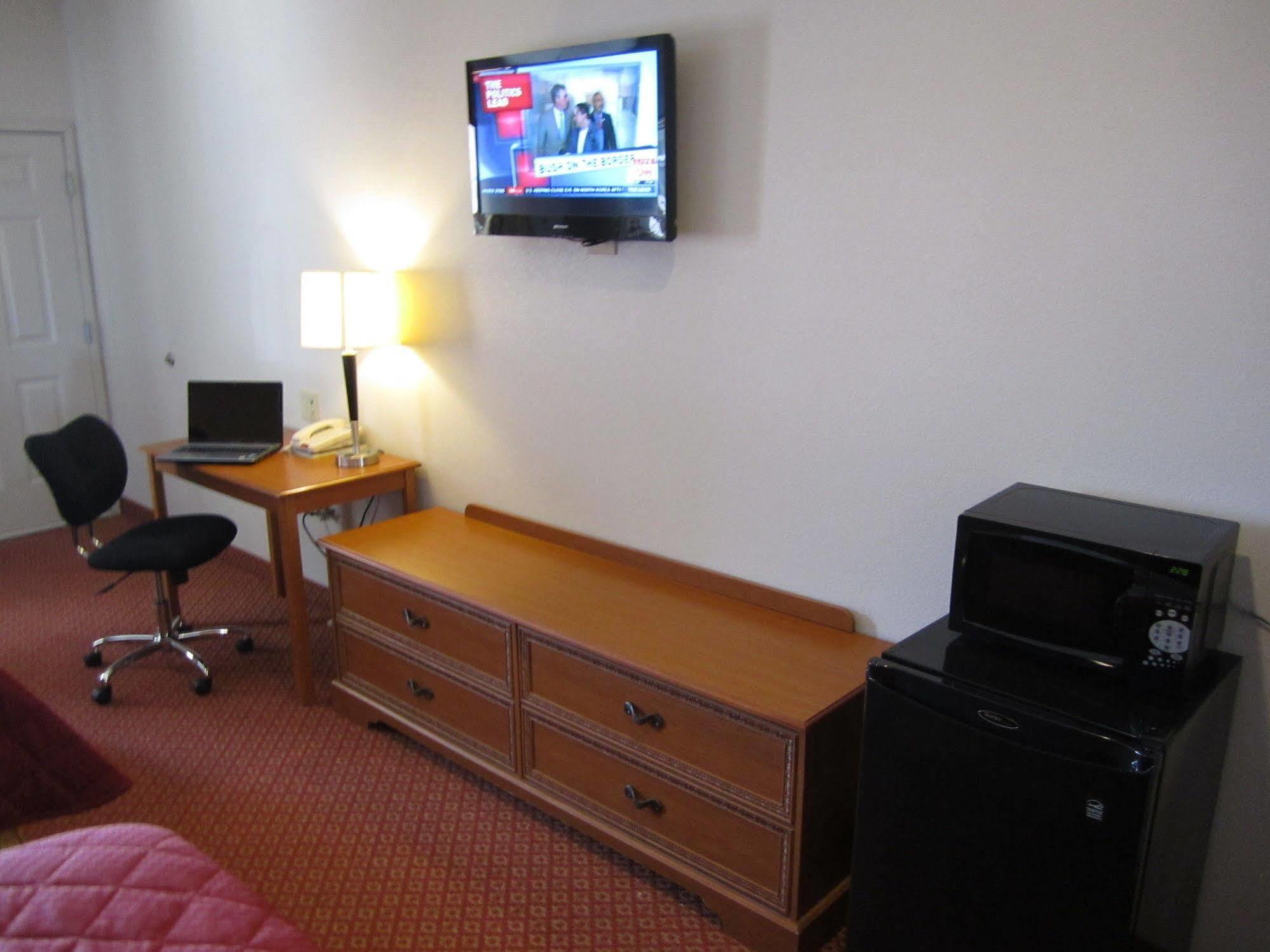 Executive Inn & Suites - Jewett Extérieur photo