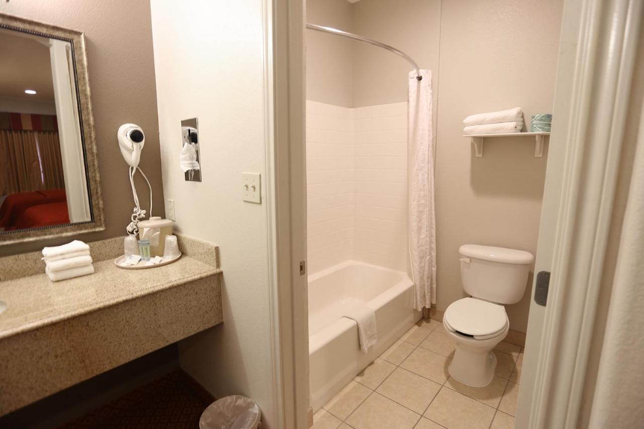 Executive Inn & Suites - Jewett Extérieur photo